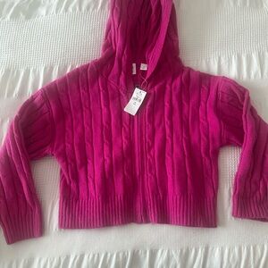 GAP Kids Fuchsia Hooded sweater / size 4-5 (XS)